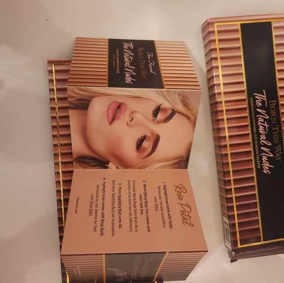 The Natural Nudes - complexion inspired eye shadow palette - Picture 4 of 7